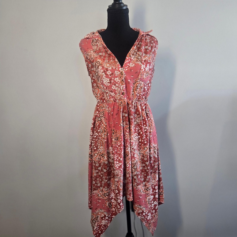 No Boundaries Dress Womens M Pink Excellent Paisley Handkerchief Hem Sleeveless